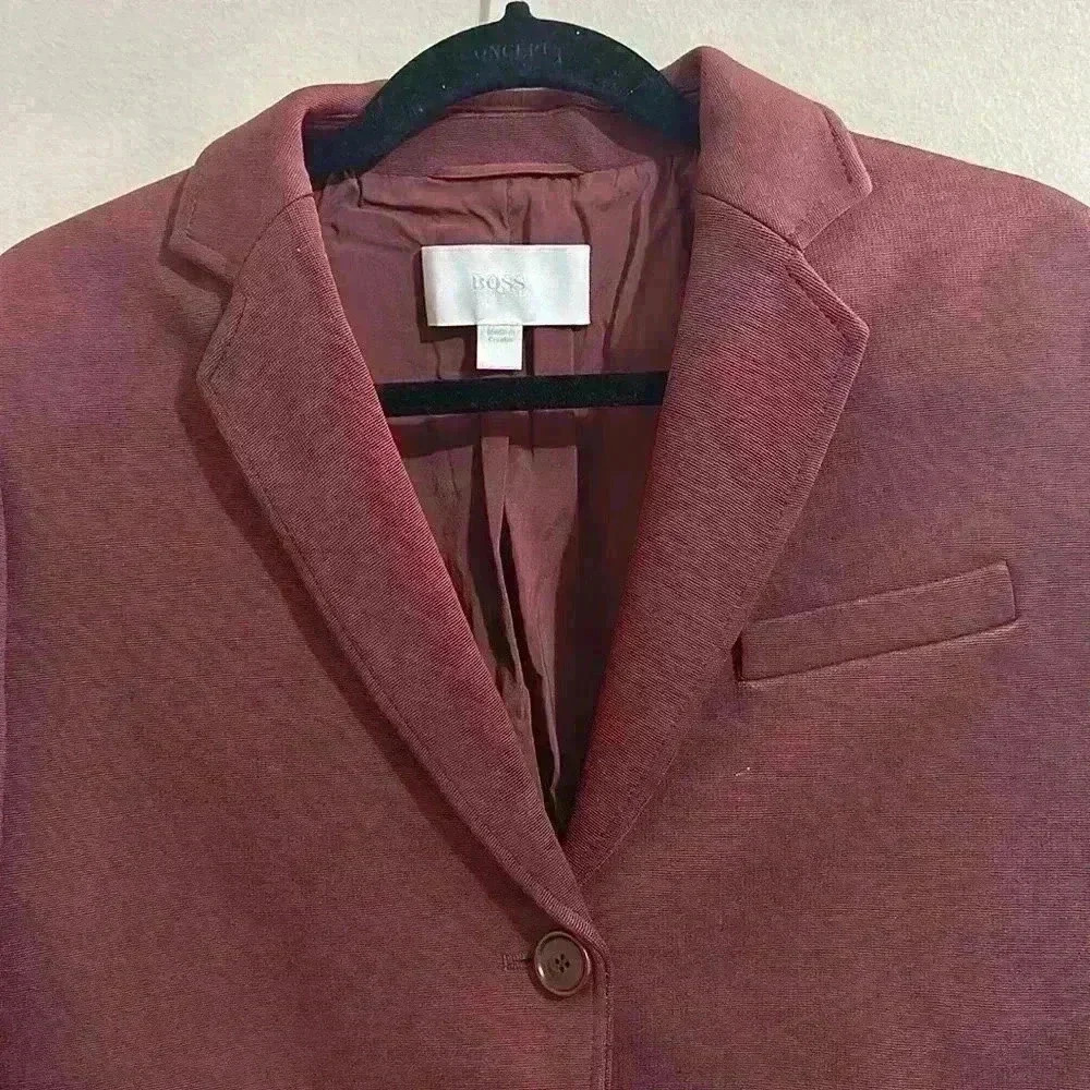Hugo Boss - Picture 2 of 7